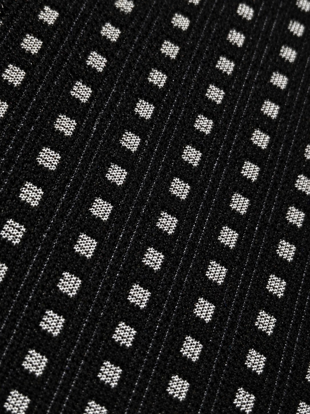 Metallic-Yarn Mini-Check Velvet velvet sample display
